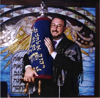 Rabbi Yitzhak Miller with Torah