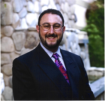 Rabbi Yitzhak Miller Headshot